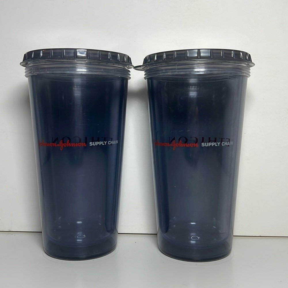 Johnson & Johnson Ethicon Set of 2 Plastic Travel Cups